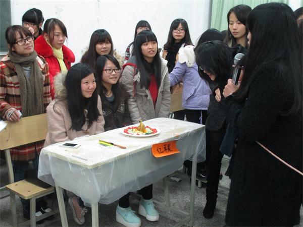大众评委评判.JPG